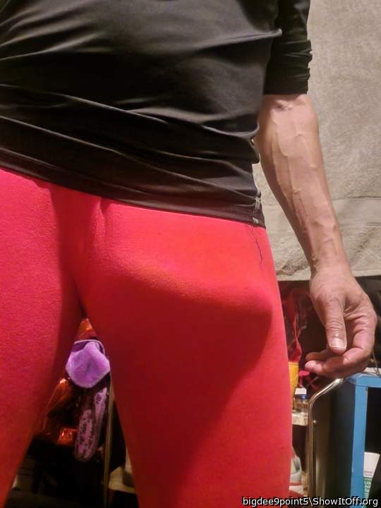 Adult image from bigdee9point5