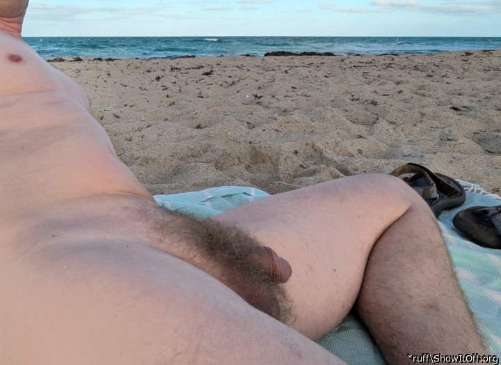 Nice cock and nice bush !!!!!