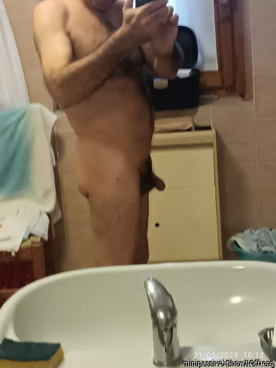 Adult image from minipassivo