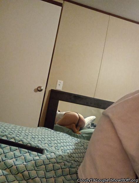 Adult image from CloudyTXCouple