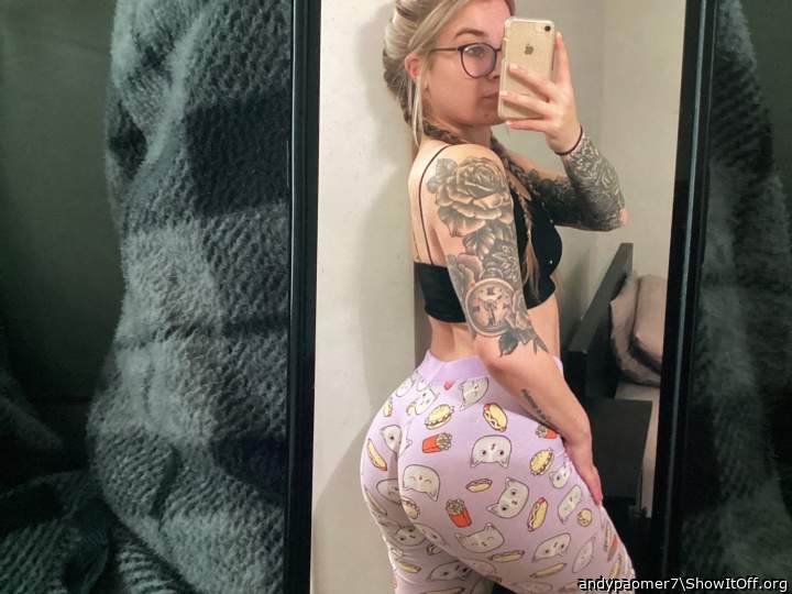 Adult image from andypaomer7