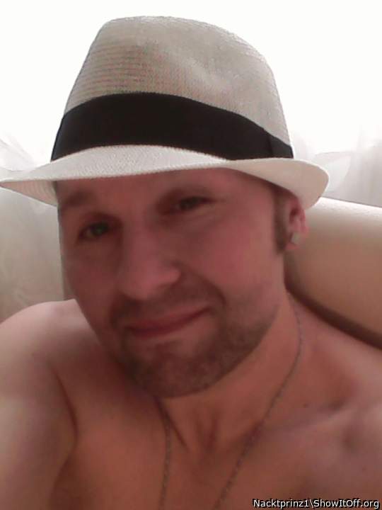 Das bin ich hier f�r euch M�dels & Frauen ..Gerne Nackt