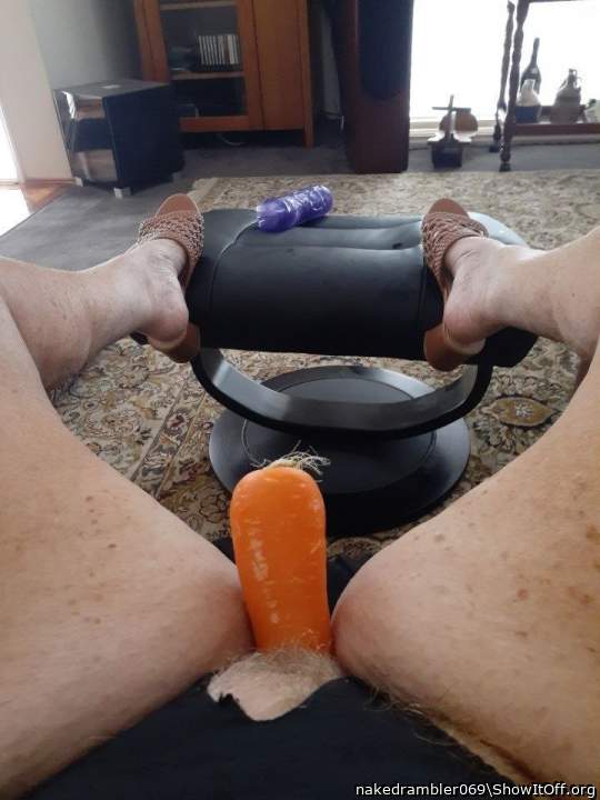 Adult image from nakedrambler069