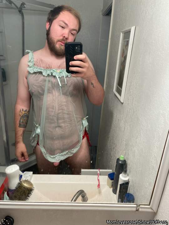 Adult image from Momlovesrose