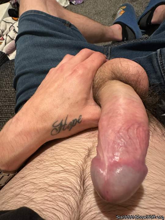 Wow !
What a powerful stud dick you have 😀