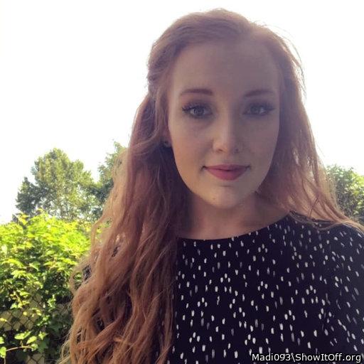 Very beautiful woman to look at   