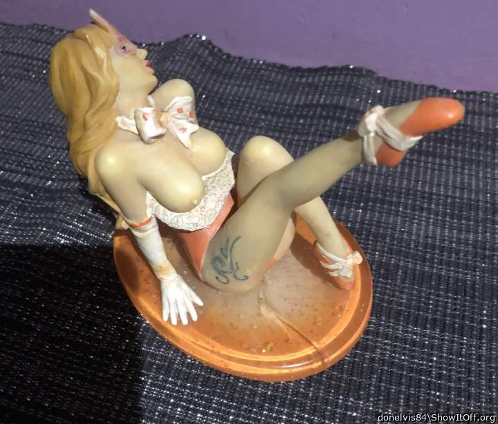 figurine of a dancer