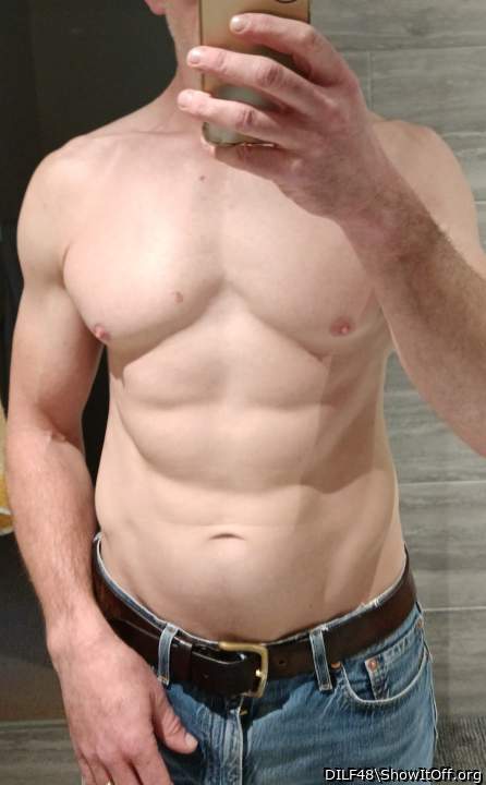 Adult image from DILF48