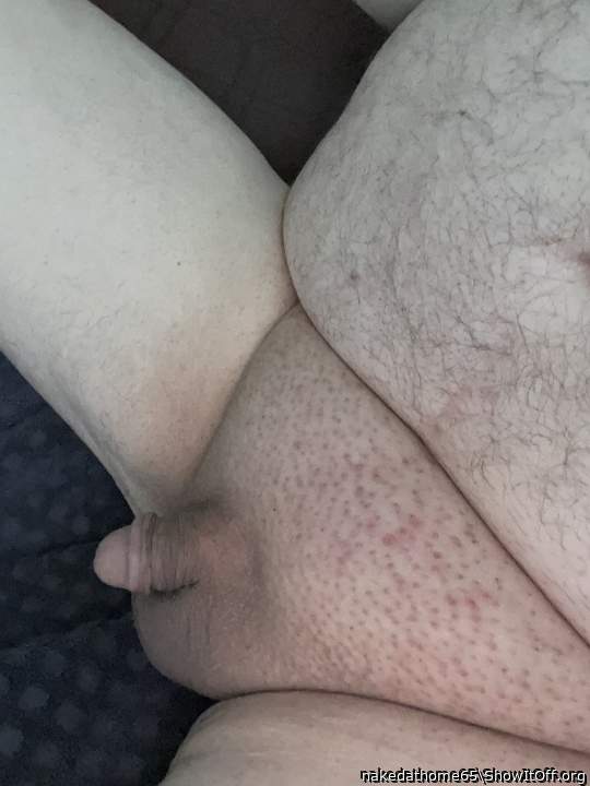 Adult image from nakedathome65