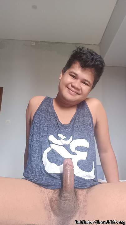 Beautiful erection. Great smile.   