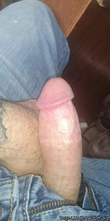 Very nice thick dick!  Very nice indeed!!