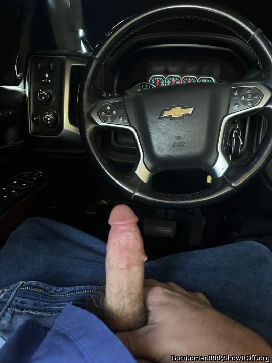 Lunch break shenanigans🙌