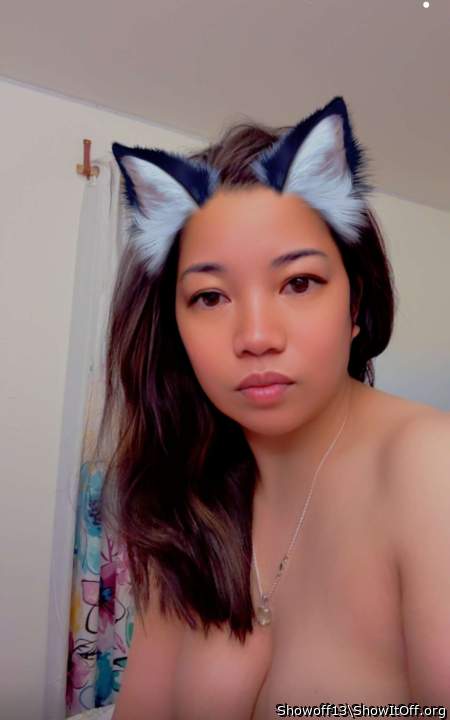 Beautiful eyes! Love ur hair too! The filter is cute!