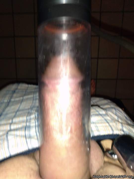 My hubby stretching that cock for me to bounce on!
