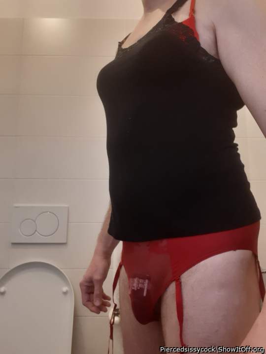 Adult image from Piercedsissycock