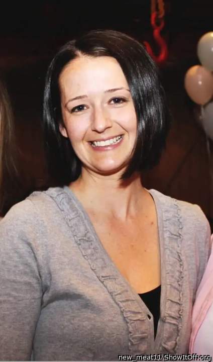 I want to fuck my baby mama from behind while she deep throats a cock