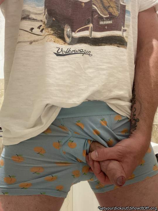 Adult image from Getyourdickout