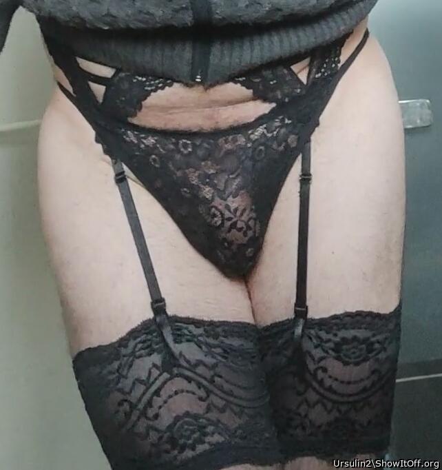 Adult image from Ursulin2