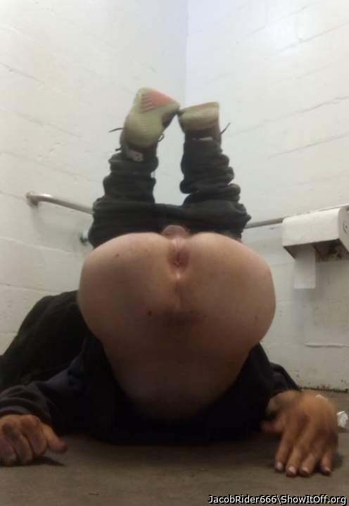 Adult image from JacobRider666