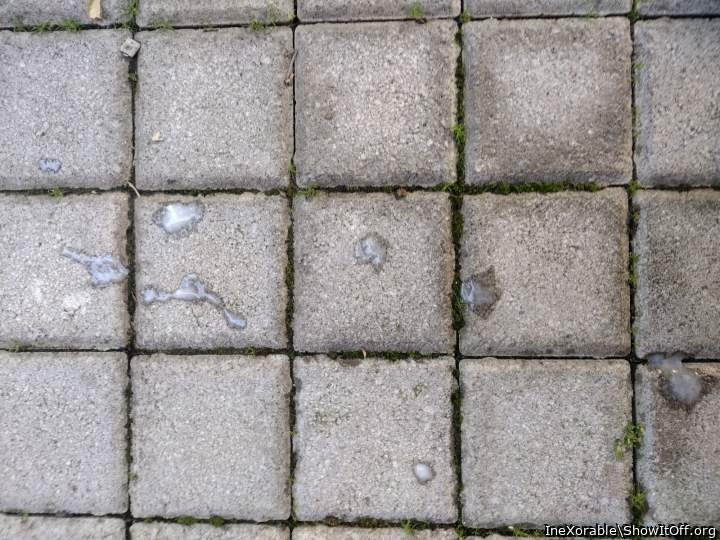 Some drops of load in the ground