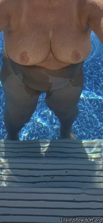 Adult image from Lilsis