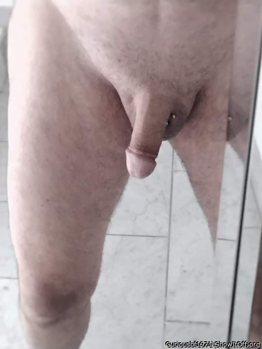 Adult image from Curiousbf1971