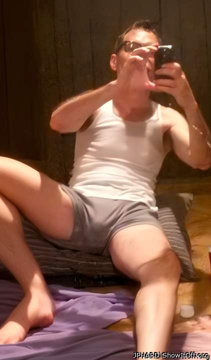 sexy bulge, sexy guy 