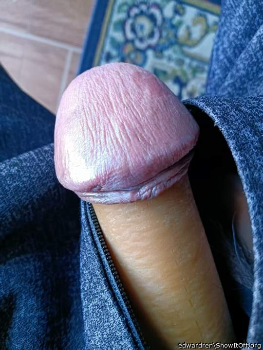 Adult image from edwardren