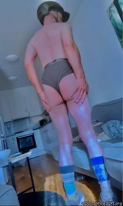 Adult image from at00m