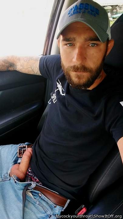 Wanna be your cum dump🥵🤍💋