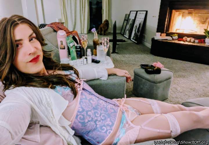 I'm all dressed up and I'm ready to play