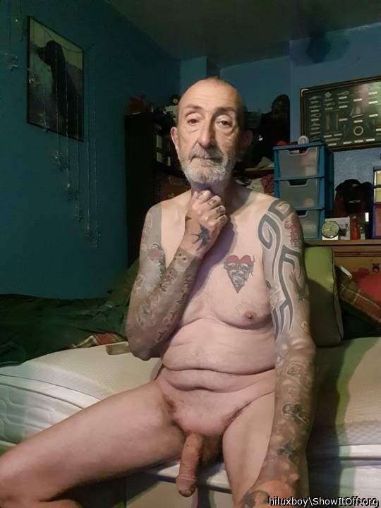 Adult image from hiluxboy