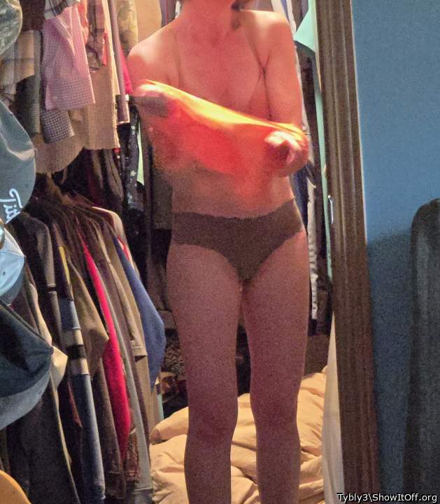 Adult image from Tybly3