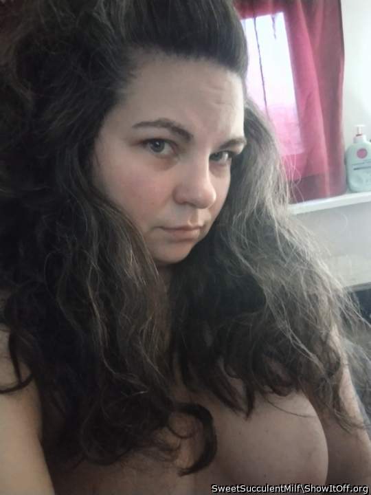 Adult image from SweetSucculentMilf