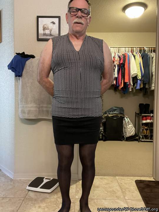 Adult image from penispounder57