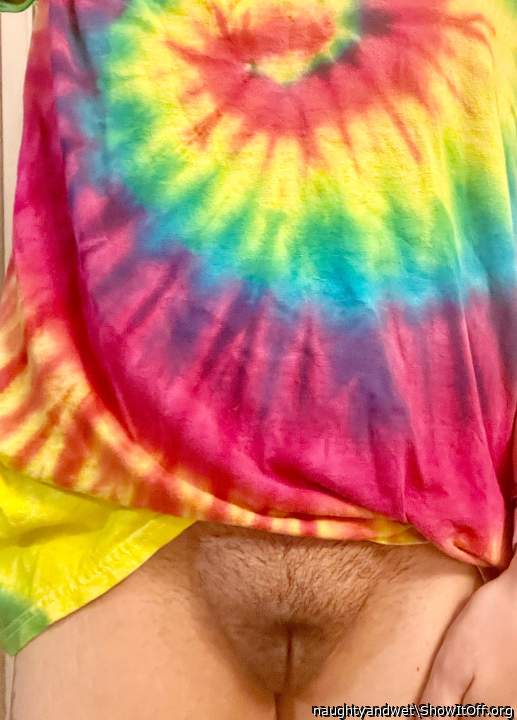 Hairy pussy hippie ;)
