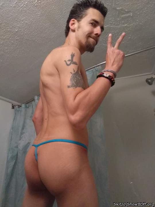 Oh yea. Fuck yea. Me 2. I�m strokin to you�