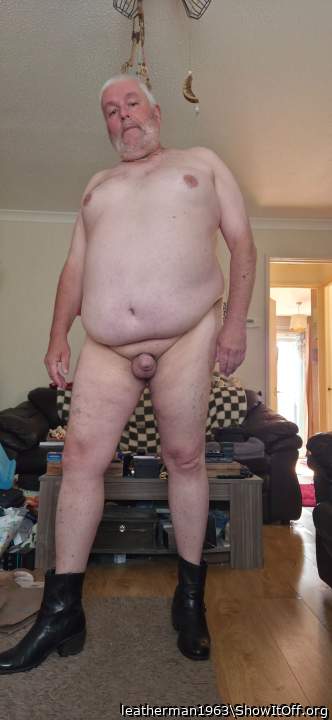 Adult image from leatherman1963