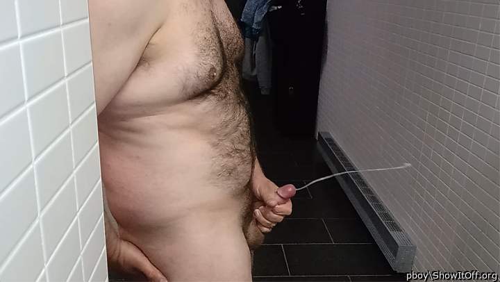 amazing profile!! hot hairy body and lovely cock that shoots