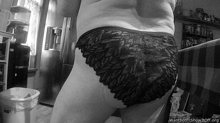 Adult image from Wantboth