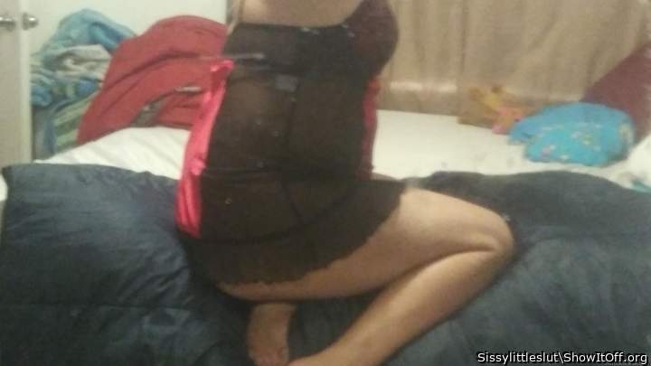 I am a sissy little cross dressing bottom slut