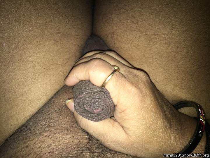 My wife is holding my cock,feel very very nice.