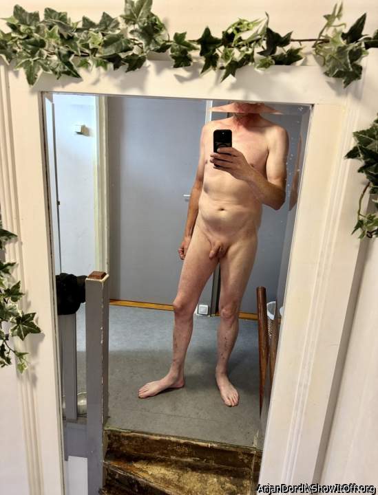 Adult image from ArjanNLL