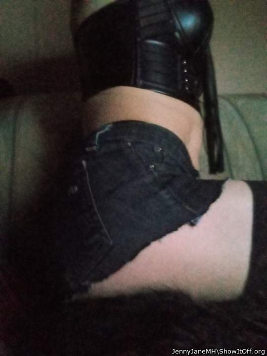 Adult image from JennyJaneMH