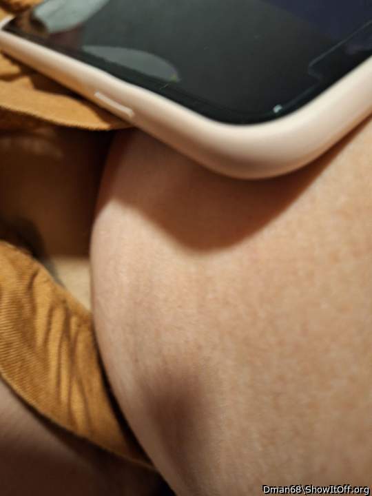 Will see more from your beautyful legs 