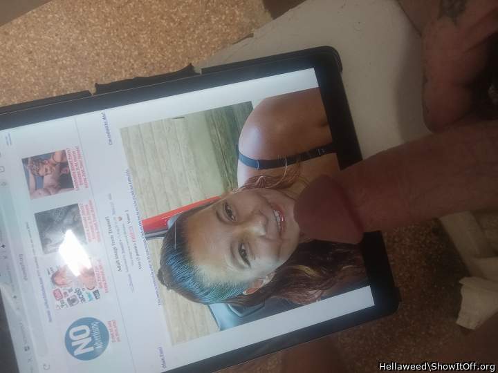 Adult image from Hellaweed