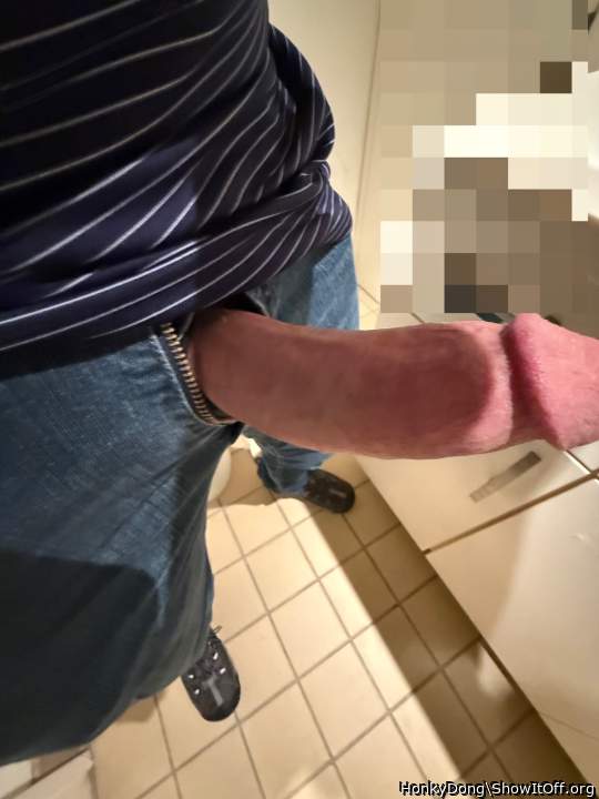 Adult image from HonkyDong