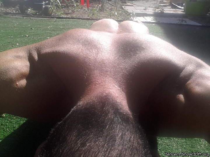 Hot backside!
   
Great ass!
 