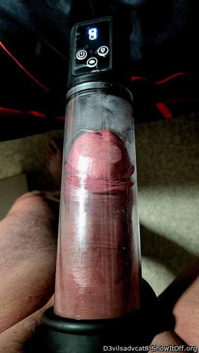 Adult image from D3vilsadvcat8