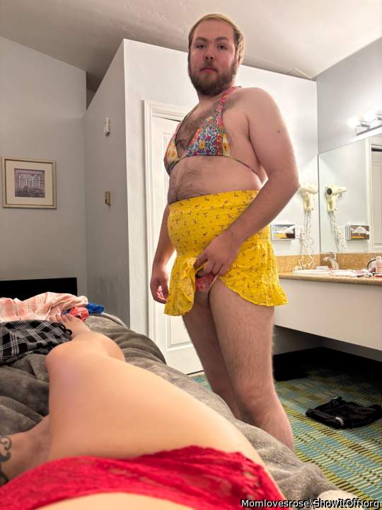 Adult image from Momlovesrose